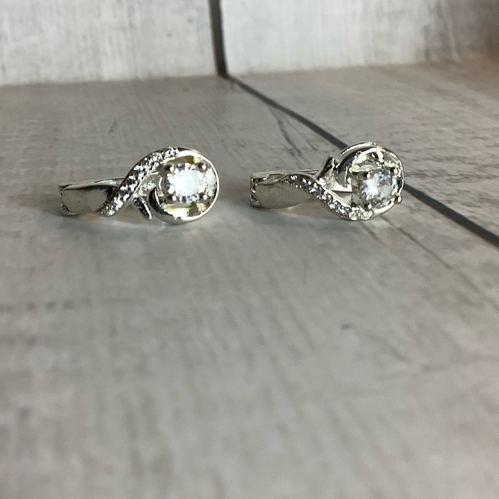 Elegant Silver Women's Earrings